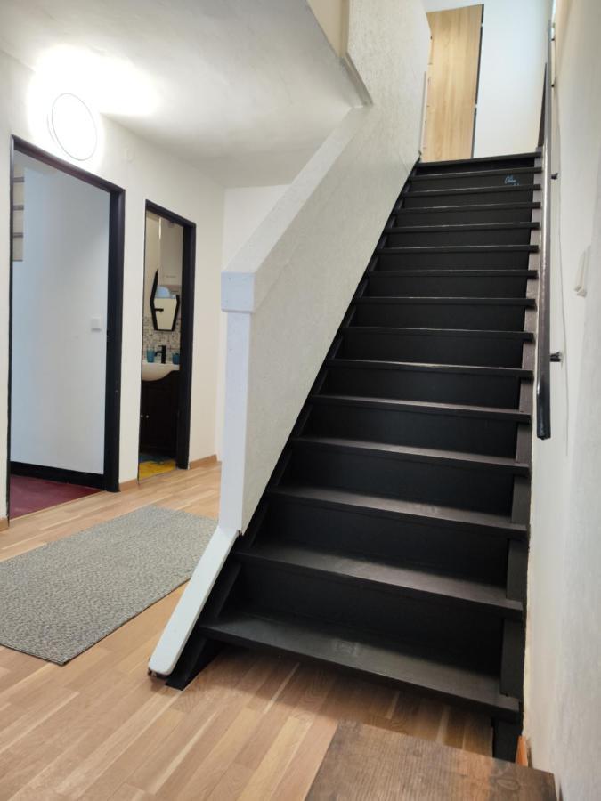 Ferienwohnung Vibe House Prag Exterior foto