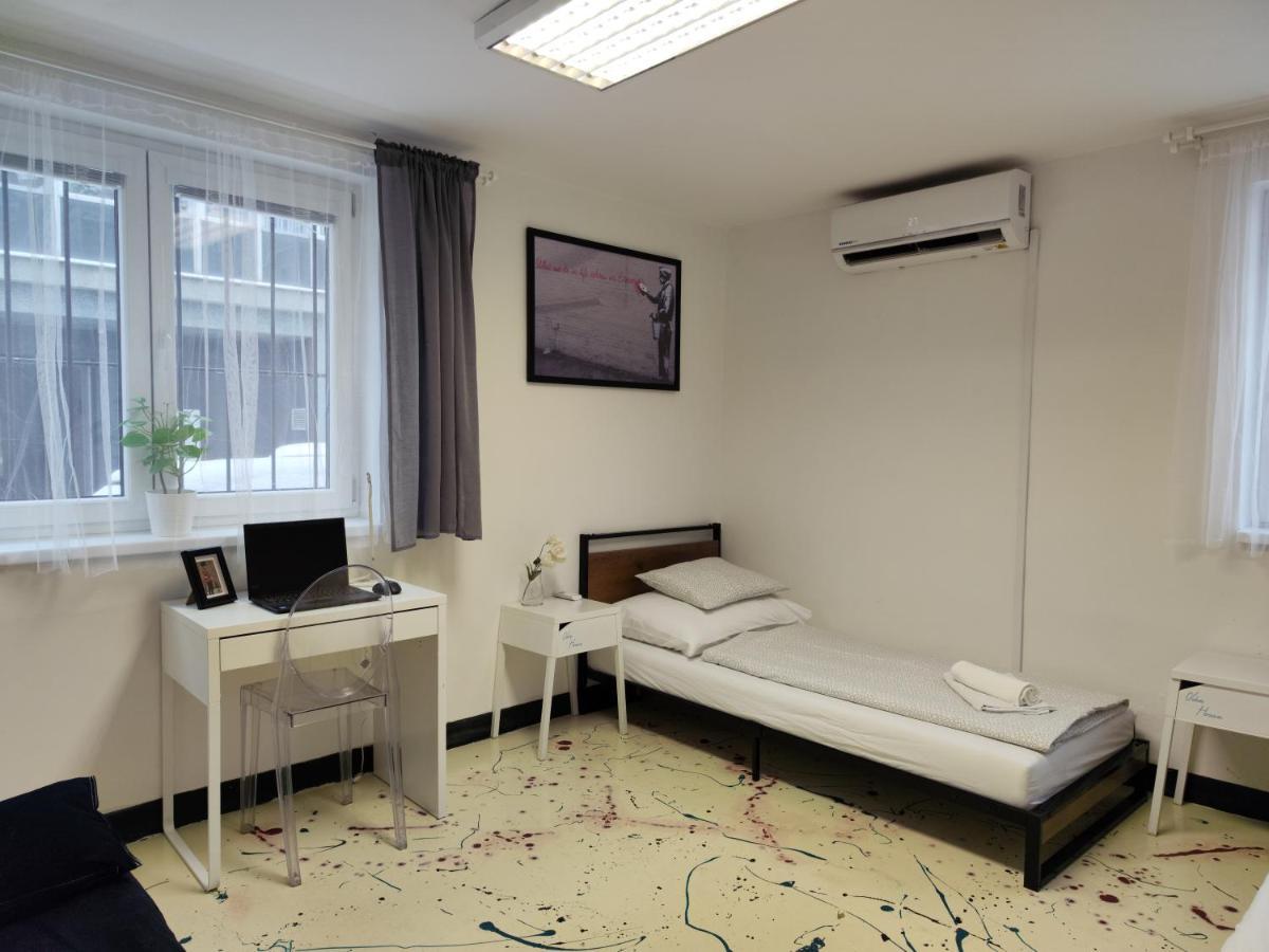 Ferienwohnung Vibe House Prag Exterior foto